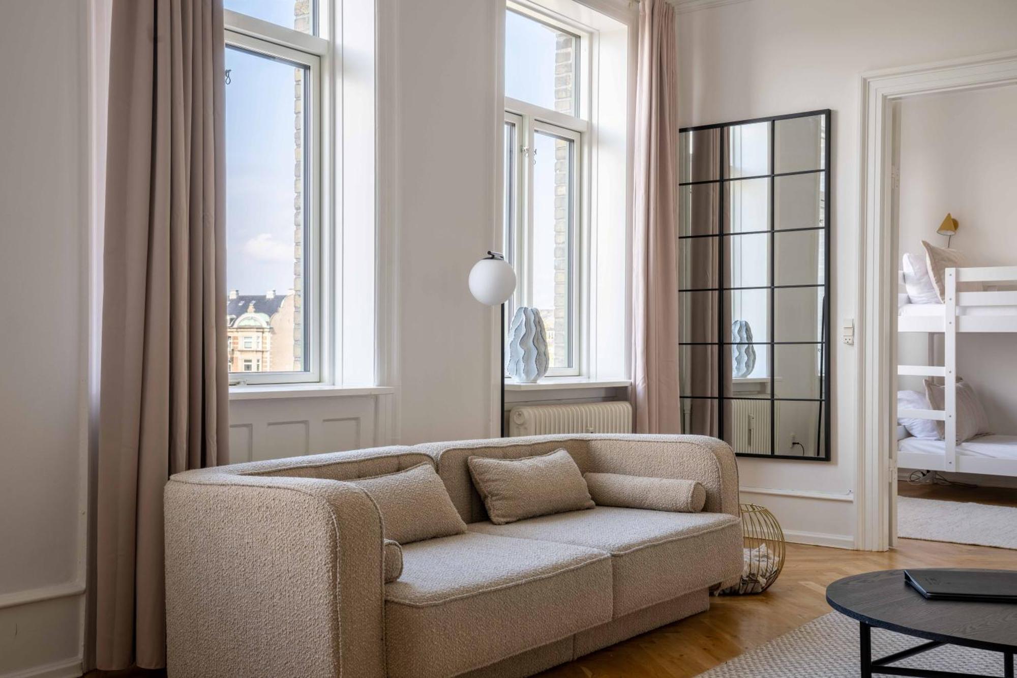 Appartement 3 Bedroom Flat In Lovely Area